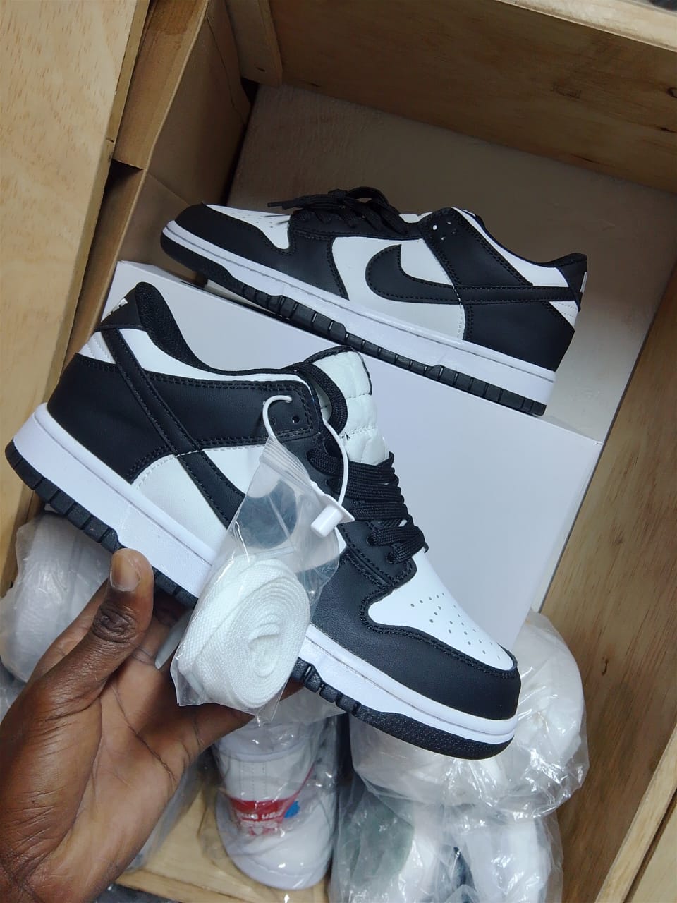 Nike SB Dunk Black White